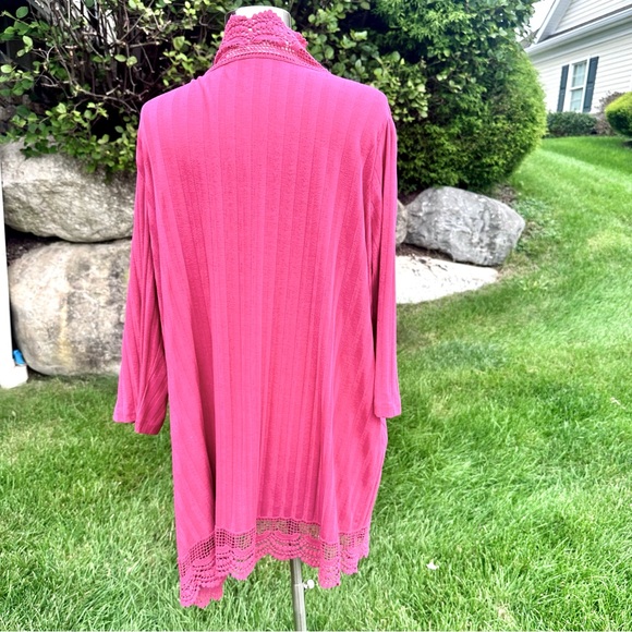 ROAMAN's Plus Size Crochet Trim Cardigan - Picture 12 of 16